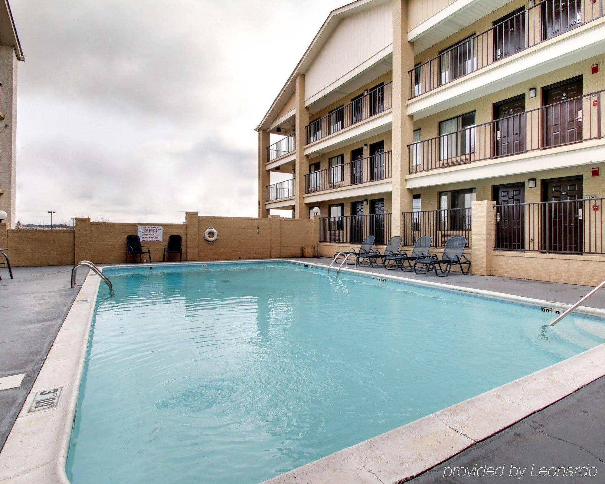 Econo Lodge North Ridgeland Bagian luar foto